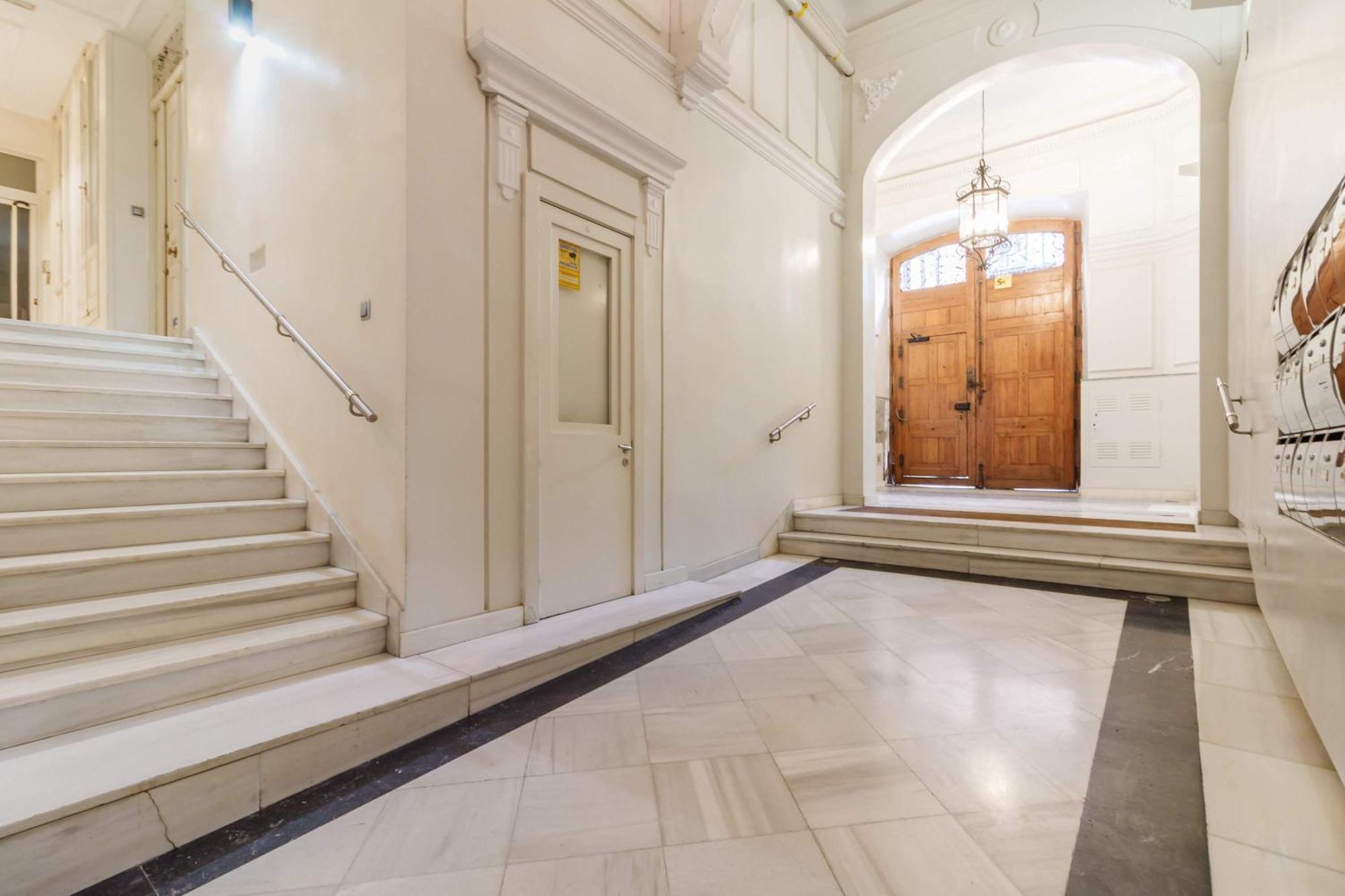 Remarkable 1br With Lovely Decor In Chueca Apartamento Madrid